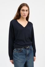 Amethyst V-Neck Jumper - Dark Navy
