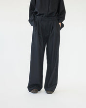 Fine Wool Wide Box Pants - Navy