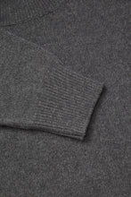 Silene T-Neck - Graphite Melange