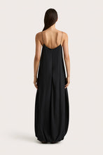 Amnais Maxi Dress - Black