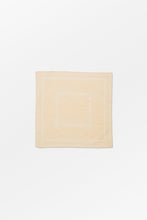 Skall Classic Scarf 55x55 - Light Peach/White