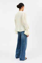 Fridge Flounce Shirt - Buttermilk
