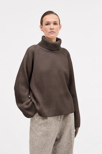 Karlotta Merino - Mink