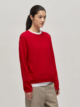 Woman's Oversized Roundneck - Red