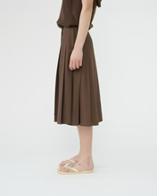 Tropical Wool Pleated Skirt - Brown
