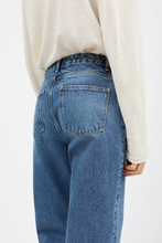 Allison Cropped Jeans - Slouchy Blue