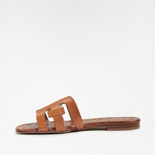 Bay - Saddle Leather