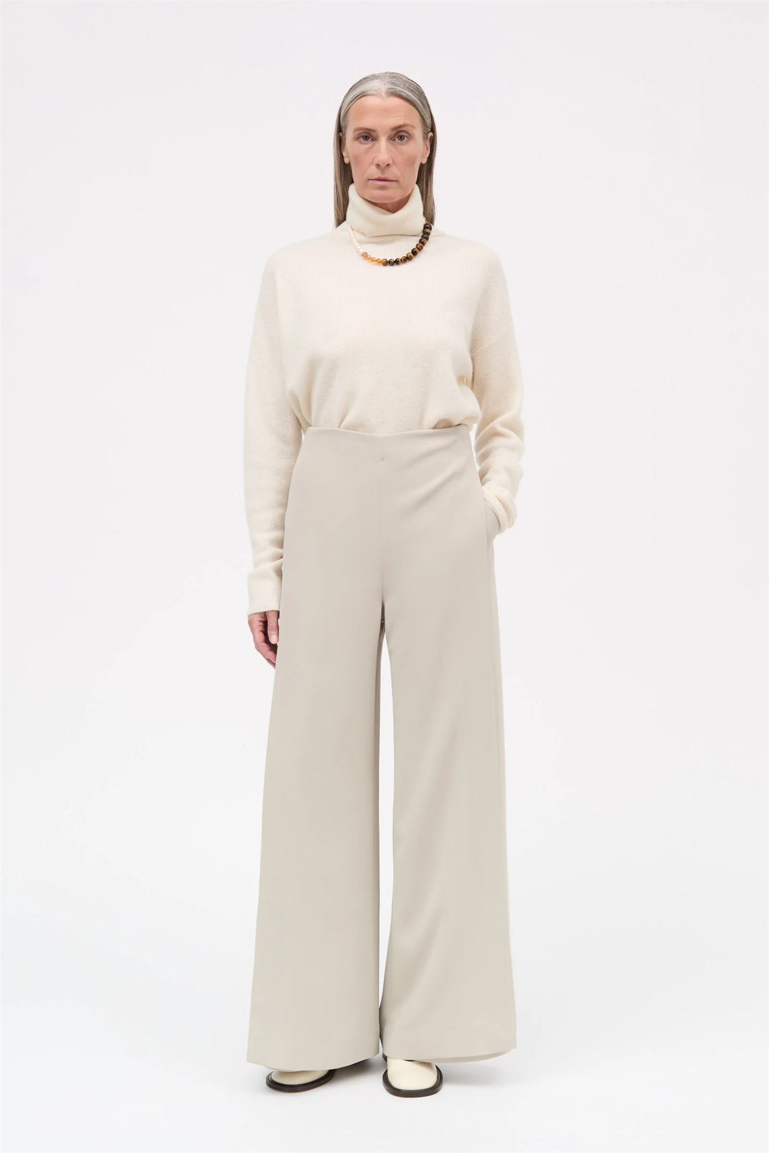 Pandora Crepe Pant - Sand