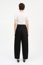 Bille Barrel Jeans - Black